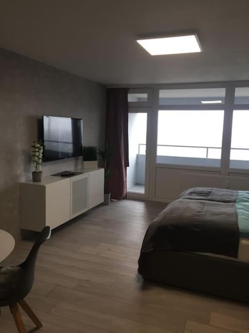 Modern Eingerichtetes Apartment Naehe Hauptbahnhof บราวน์ชไวก์ ภายนอก รูปภาพ